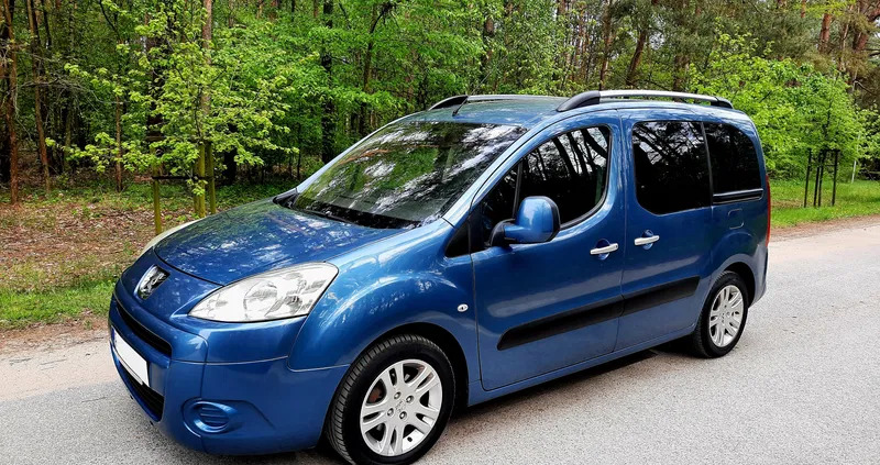 peugeot Peugeot Partner cena 23800 przebieg: 230000, rok produkcji 2008 z Łomianki